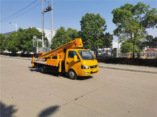 國(guó)六東風(fēng)途逸16米高空作業(yè)車 高效安全，城市建設(shè)的得力助手